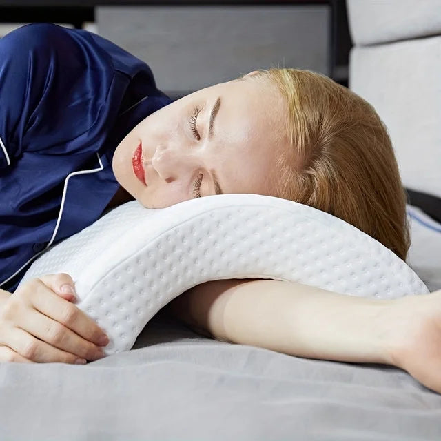 Anti Hand Pressure C Shaped Pillow for Couples